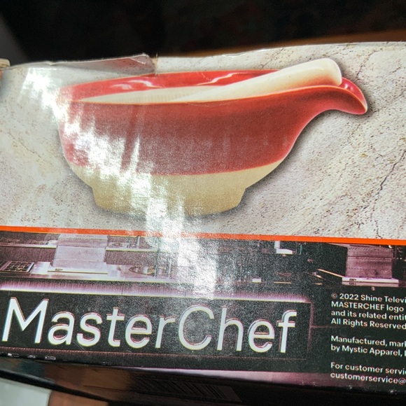 Crush & grind in style with this hard to find Mortar and Pestle NWT 6"x5.6"x2.4” - Picture 5 of 13